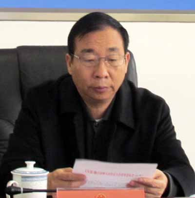 届人 大五次会议审议的决定,关于确认许可对州十三届人大代表唐修文